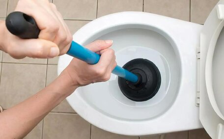 Avoid Harmful DIY Drain Cleaning Methods